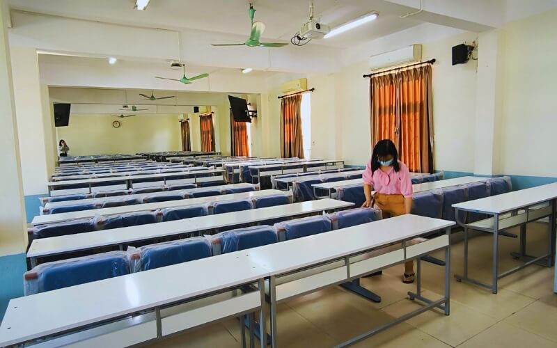 Dự án bàn ghế trường học tại trường Đại học Hà Nội