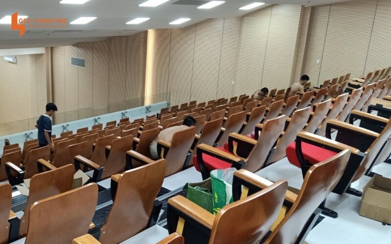 Dự án ghế hội trường tại trường Đại học Nguyễn Tất Thành 15 Du an ghe hoi truong tai truong Dai hoc Nguyen Tat Thanh 3