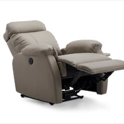 Ghe rap phim MJ6 010