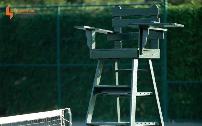 20 Mẫu ghế trọng tài Pickleball bằng nhựa, kiểu dáng đẹp 3 Ghế trọng tài Pickleball có cầu thang lên xuống tiện lợi