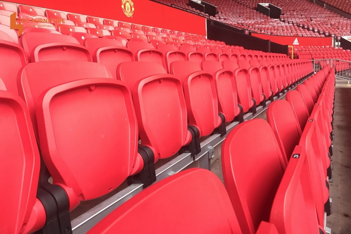 Hình ảnh thực tế ghế sân vận động của Old Trafford